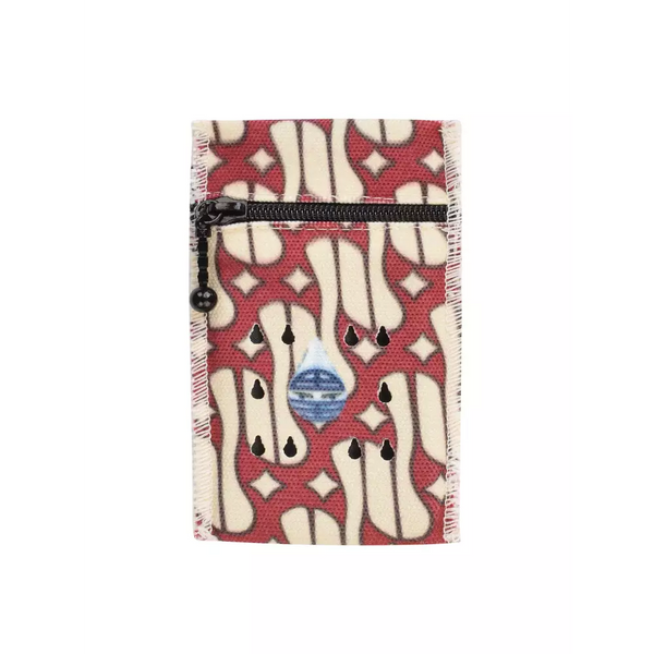 Compact Dia-Cool insulin travel case cooler with water evaporation technology.