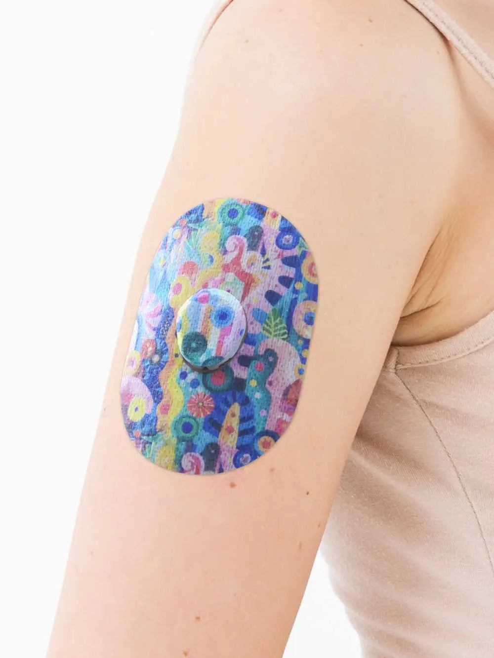 Patch adhésif Dexcom G7, motif Ethereal Bloom, sur le bras