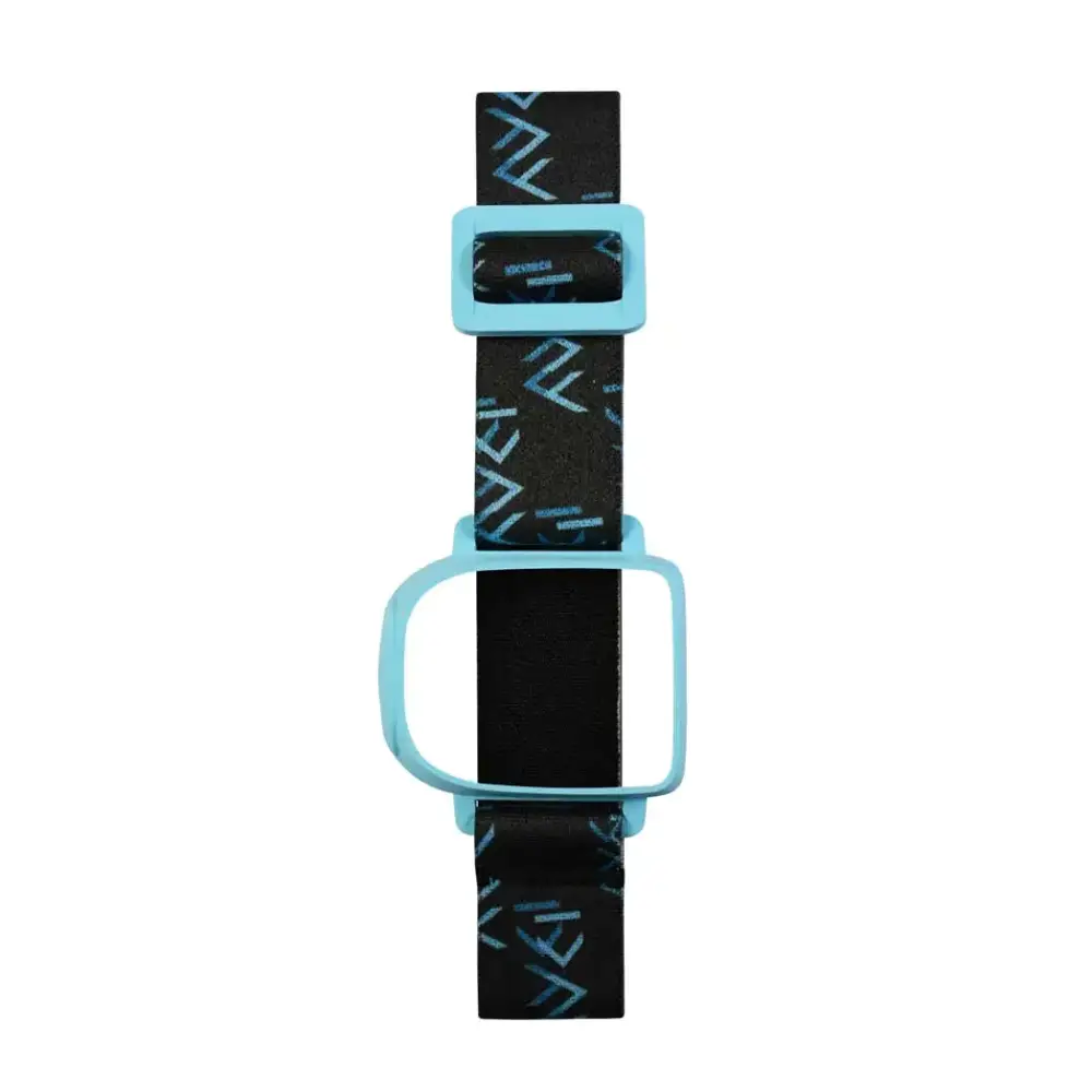 Omnipod insulin patch pump adjustable armband with colored clip in blue.