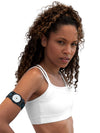 Accu-Chek SmartGuide armband Dia-Style worn on woman’s upper arm