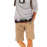 Insulin pump belt for secure and stylish diabetes management.