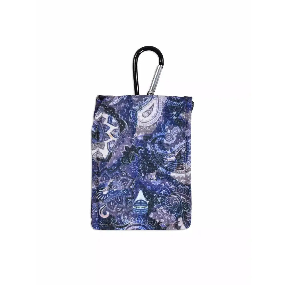 Insulin pump pouch with cooling system in stylish blue print design.
